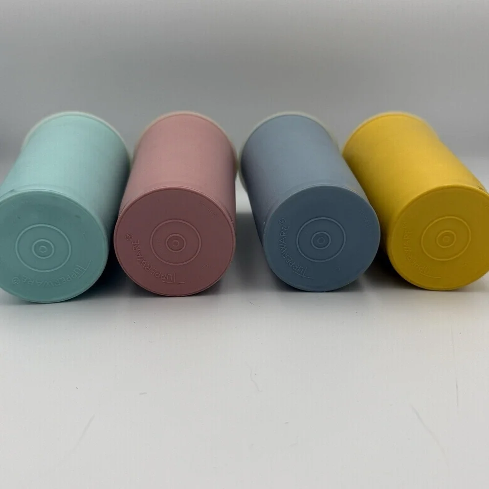 Set Of 4 Vintage Tupperware #1348 Tumbler Cups W/Lids Stackable Yellow Pink Blue